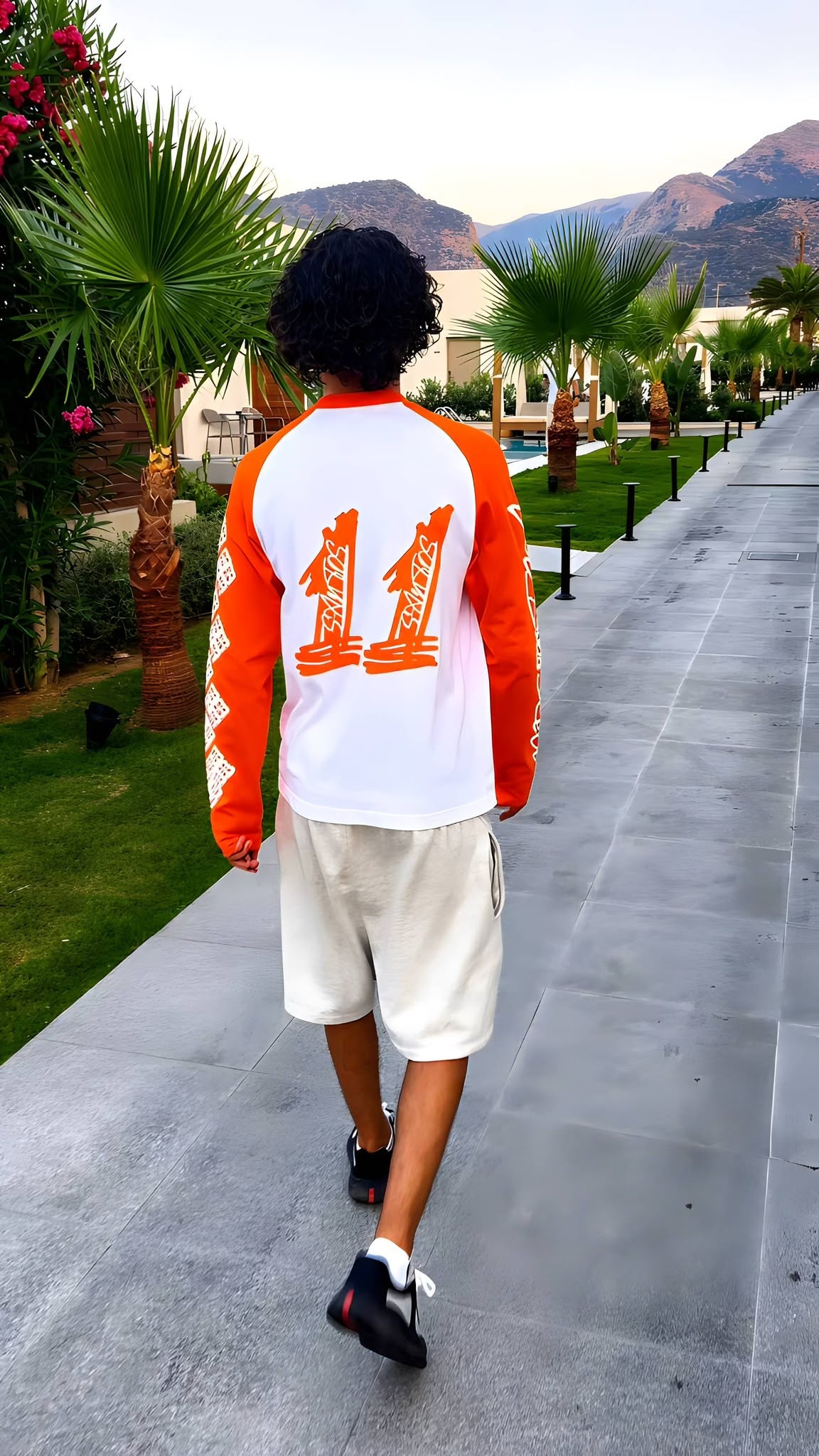 ORANGE/ WHITE SANTOS LONGSLEEVE (BUY 2 = 10% OFF THE 2ND)